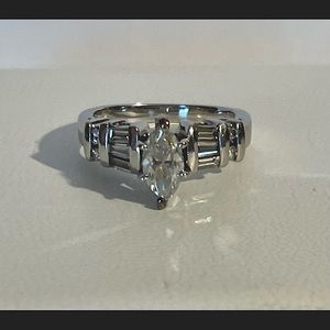 Diamond engagement ring